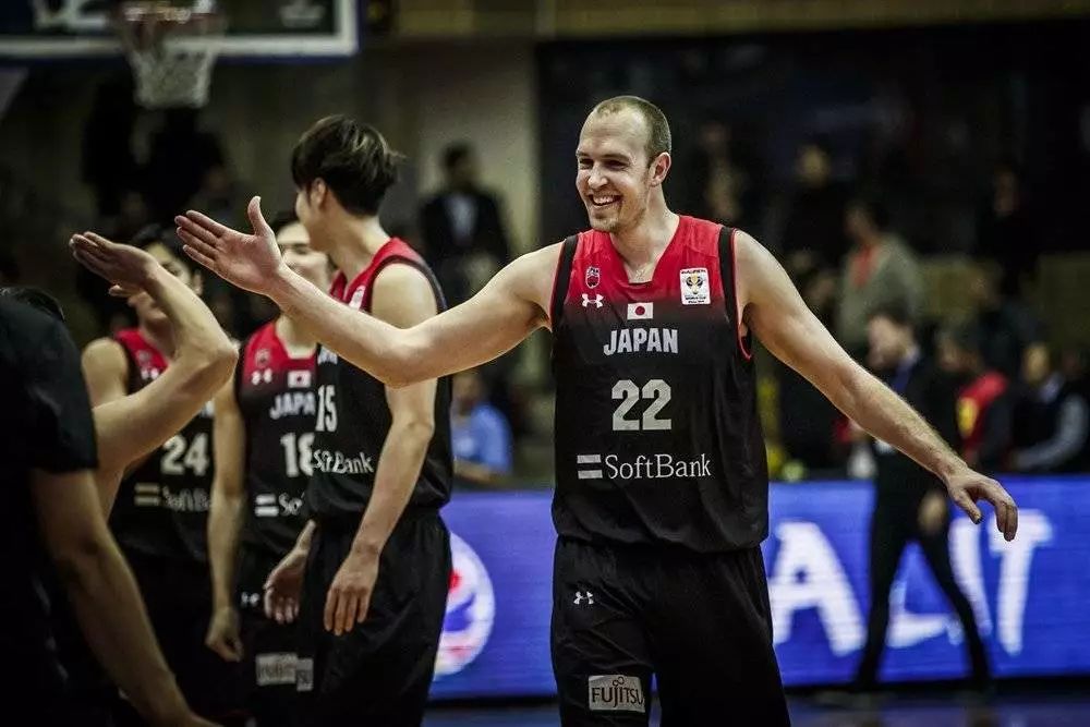 枪王挑战赛海军小队察打协同战斗射击 枪王挑战赛海军小队察打协同战斗射击