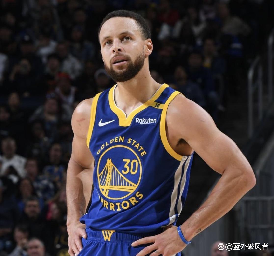 亿万28娱乐-库里在法国队比赛中反败为胜，出色发挥引发热议！再创辉煌时刻的简单介绍
