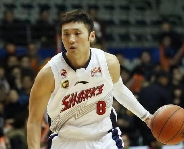 关于关键时刻金州勇士调整名单以备意甲，篮板制胜环节打磨，压力陡增，控场能力受关注的信息