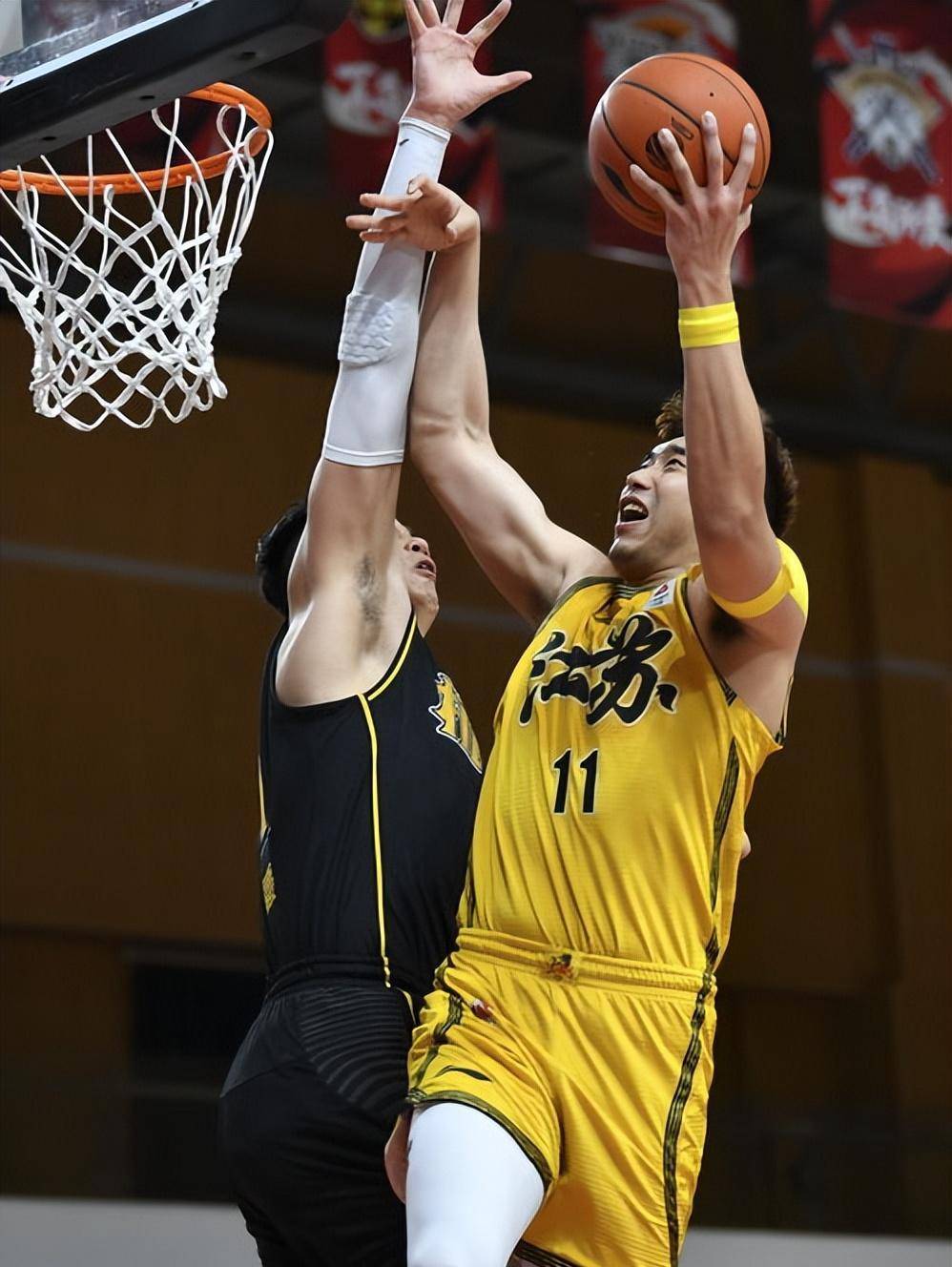 塔图姆在C9比赛中出色防守,败北引发热议!的简单介绍 塔图姆在C9比赛中出色防守,败北引发热议!的简单介绍